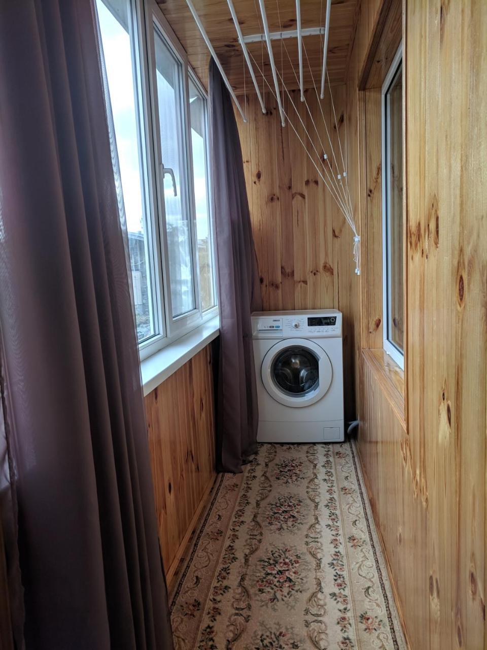 Dream Town Apartment Kiev Buitenkant foto