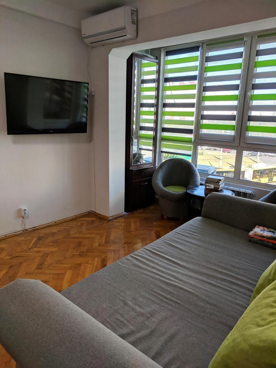 Dream Town Apartment Kiev Buitenkant foto